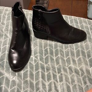 Amazon Black Ankle Boots Chelsea Style
